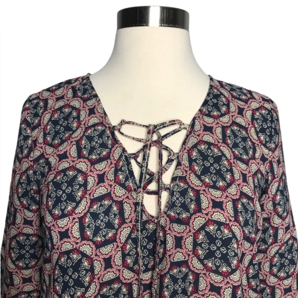 Abercrombie A&F Boho Tie V-Neck Bell Sleeve Blouse Top Peasant Hippie EUC SZ XS